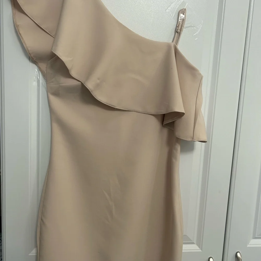 Forever 21 Beige /cream mini dress Size Small. - Picture 5 of 6